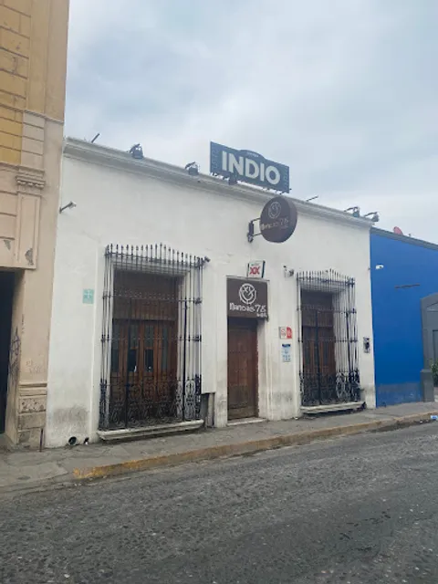 Nandas 78 Bar Barrio Antiguo