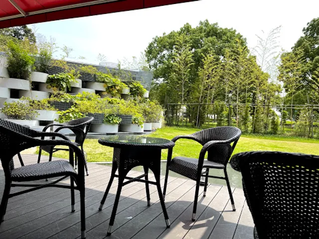 The One - Flags 99 Restaurant