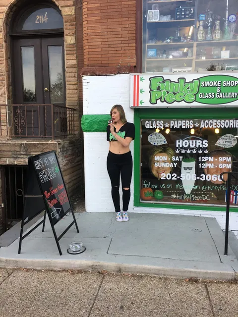 FunkyPiece Smoke Shop & Glass Gallery