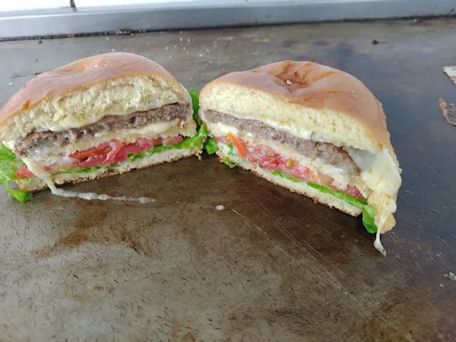 Bar e Lanchonete Cantinho dos Amigos