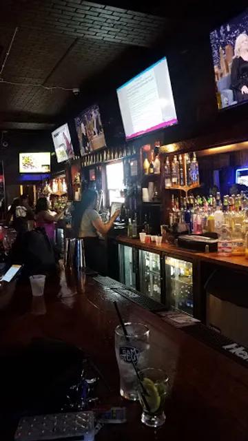 Kurt's Getaway Bar & Grill