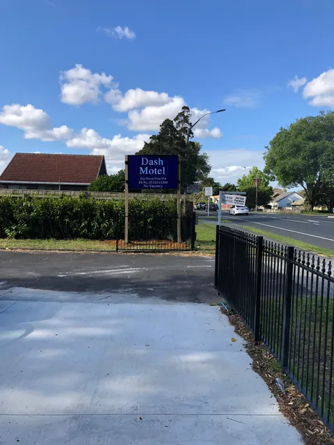 Dash Motel
