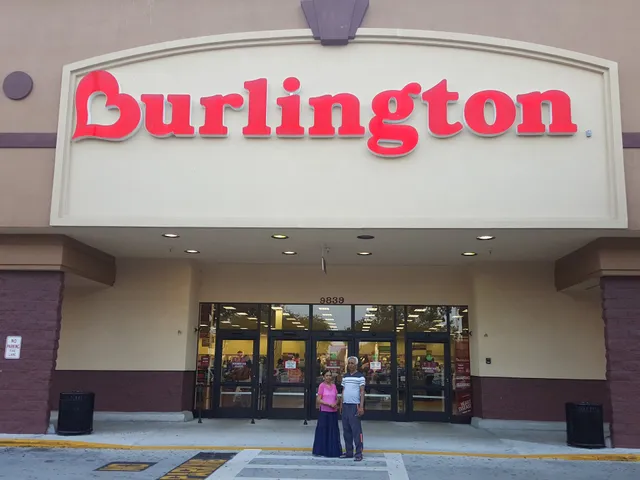 Boynton West Shopping Center