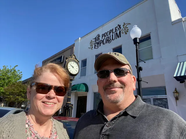 People's Emporium Inc