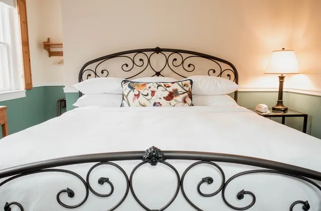 Drom Sott Inn (Sweet Dreams Inn)