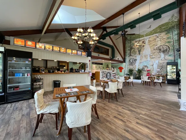 Brookline’s Finest- Takeout Meals, Cafe, Bakery & Vendor Shop