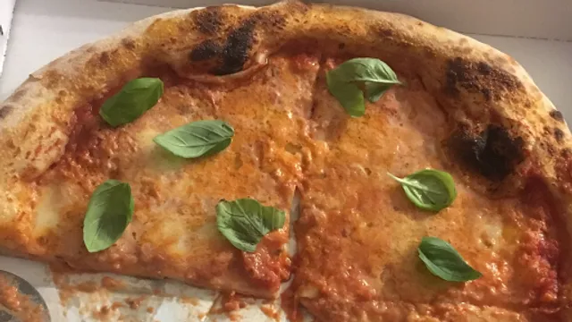 Pizzeria Pizza Pazza