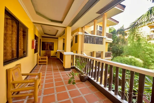 Bamboo Beach Resort & Restaurant