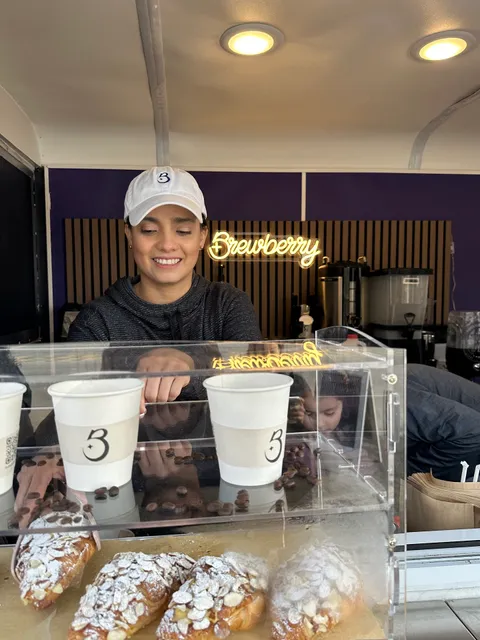 Brewberry Cafe (Coffee Trailer)