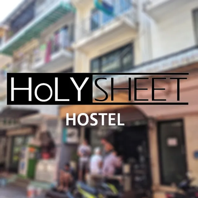 HOLY SHEET Hostel