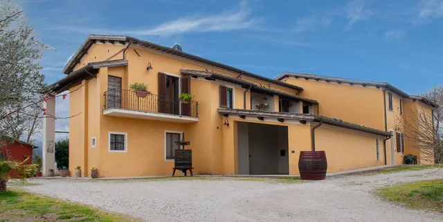 Agriturismo Stovali Domenico Da Lustrinu