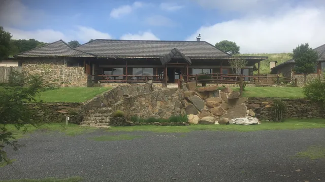 Oppiberg Restaurant & Lodge