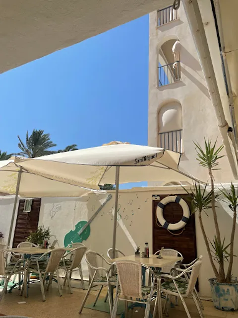 Kanistesa Bar Cafe Restaurante