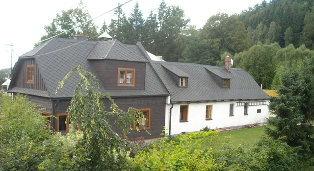 Chalupa Za Křížkem