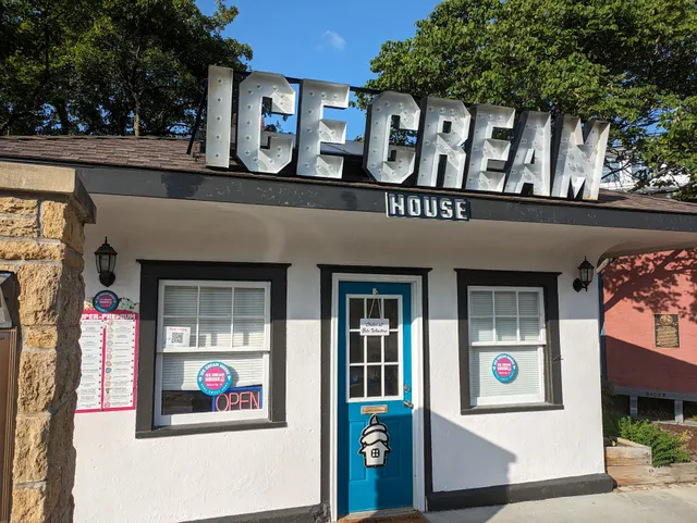 Ice Cream House