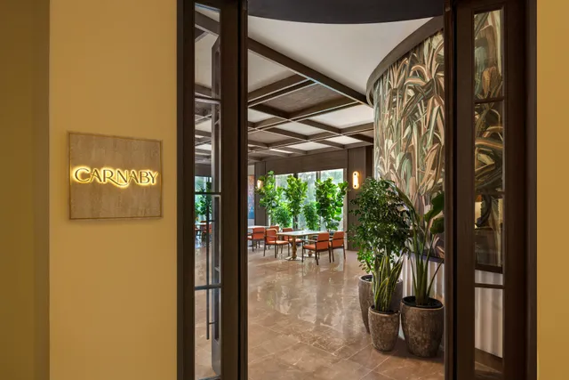 CARNABY RESTAURANT(THE RESIDENCY TOWERS)