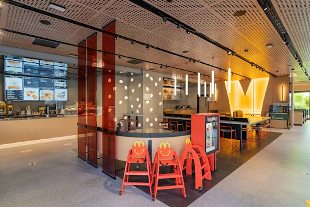 McDonald's Outlet Mall