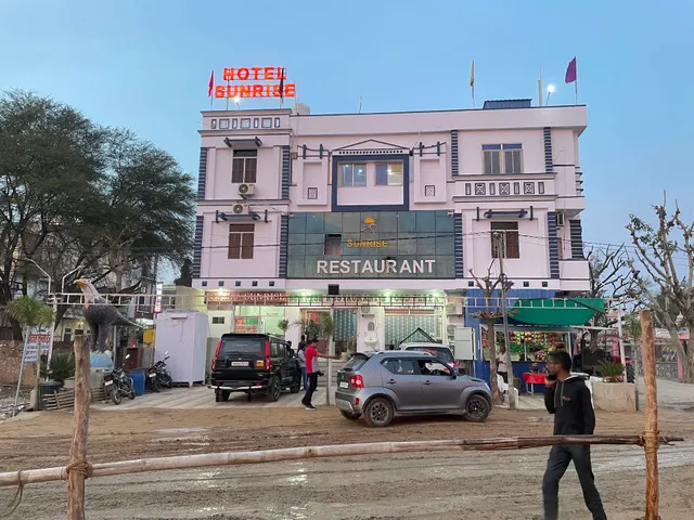 Hotel Sunrise Khatu