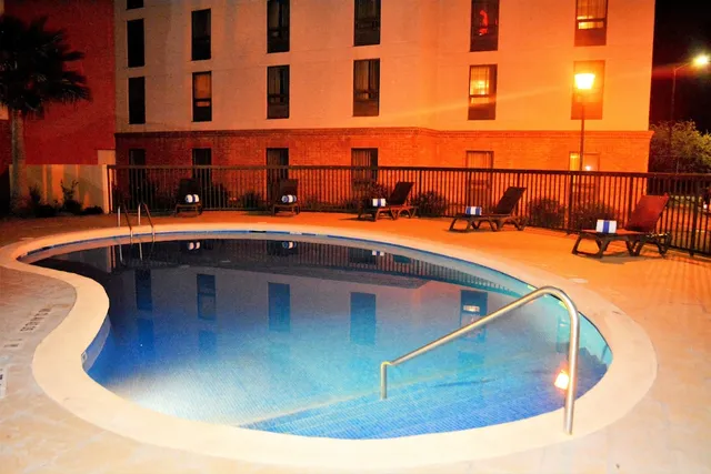 Hampton by Hilton Saltillo