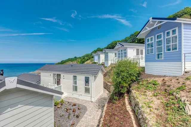 Beach Cove Coastal Retreat