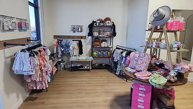 Bella & Birch Boutique