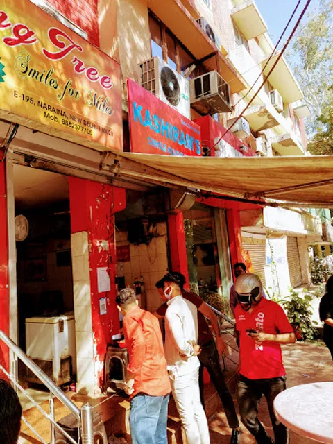 Kashiram Chole Kulche Waala