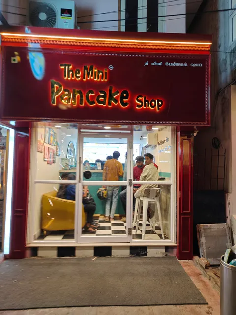 The Mini Pancake Shop