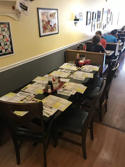 Center Street Luncheonette