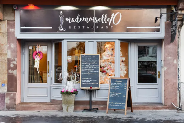 Mademoiselle 10