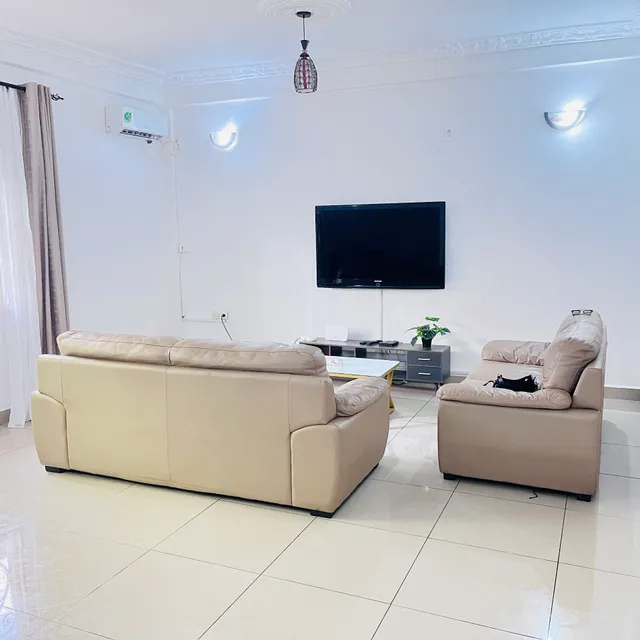 Appartements meublés haut standing, WIFI TV - Yaounde, Omnisports