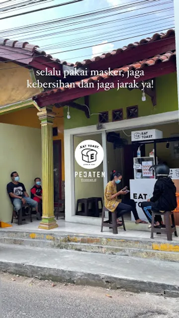 Eat Toast Pejaten