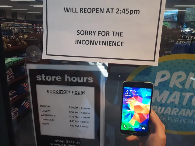 SUNY Ulster Bookstore, now run by Barnes and Noble