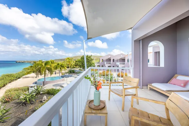 Coral Estate Luxury Resort