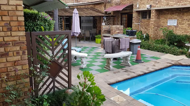 Dormio Manor Guest Lodge