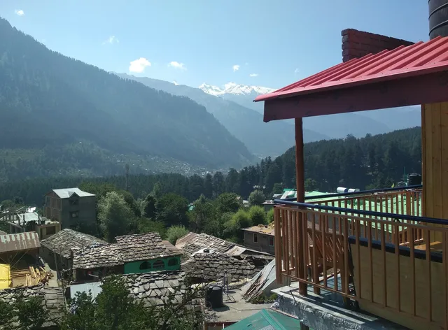 Folklore Hostel Manali
