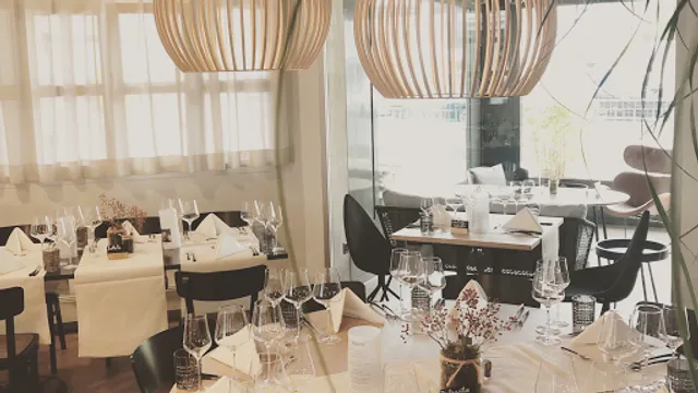 FORUM Restaurant | Bar | Zigarrenlounge