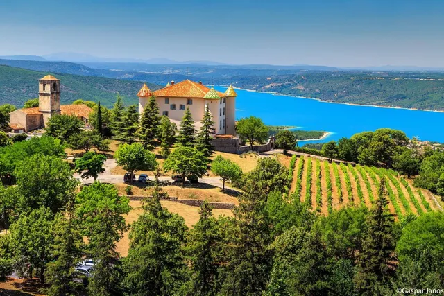 Clos de la Sarriette: Villa de groupe avec piscine en campagne, proche Lac Sainte-Croix et Gorges du Verdon, Provence, Var