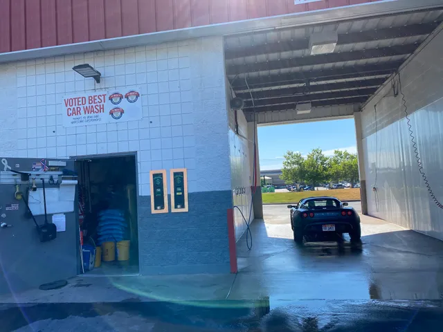 Cliff's Carwash