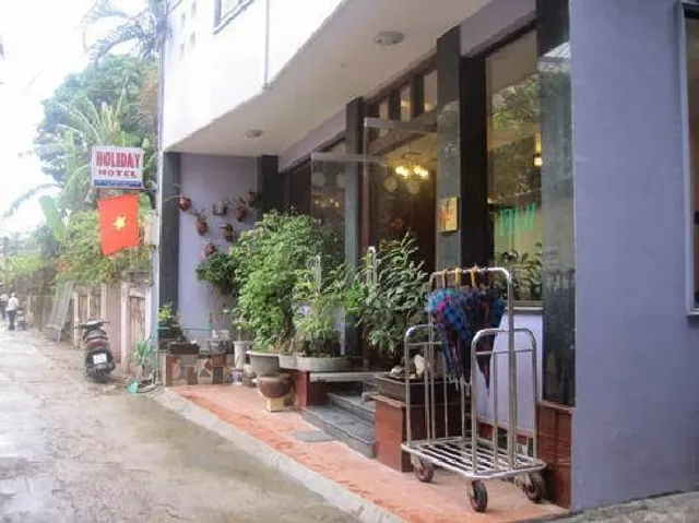 Holiday Diamond Hotel