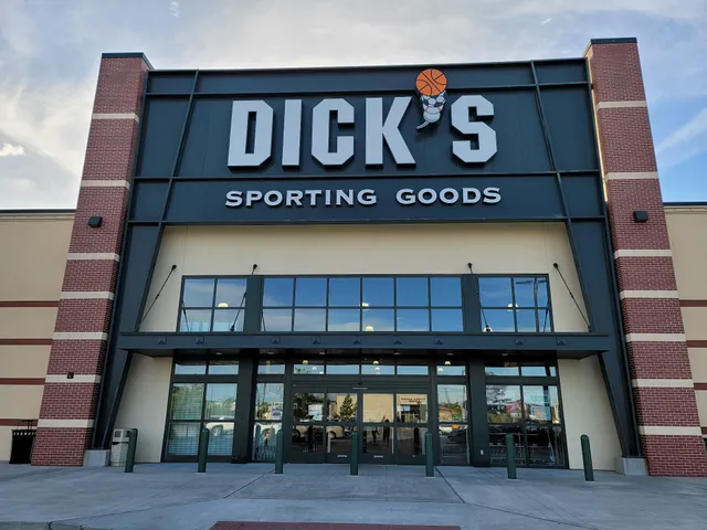 DICK'S Sporting Goods
