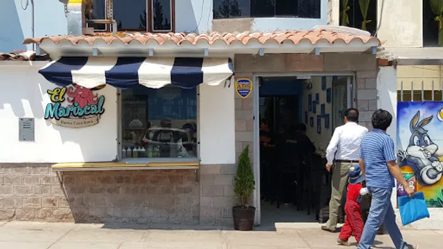 El Mariscal: barra cevichera