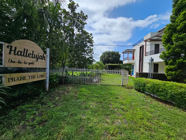 JenJon Karjat Hallelujah Villa and Chalets