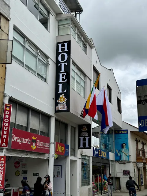 Hotel Ciudad Bendita