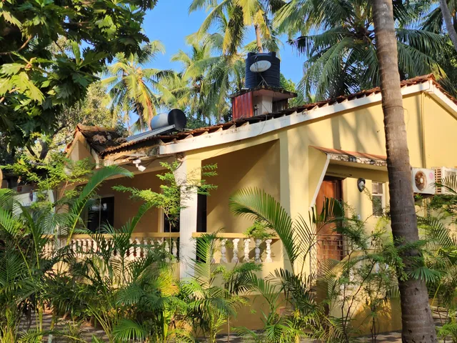 Hilltop Goa Lodge