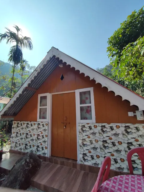 THE ROCKY ISLAND HOMESTAY