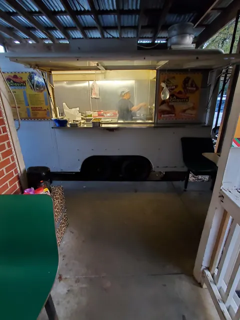 La Chiquita Market & Taqueria