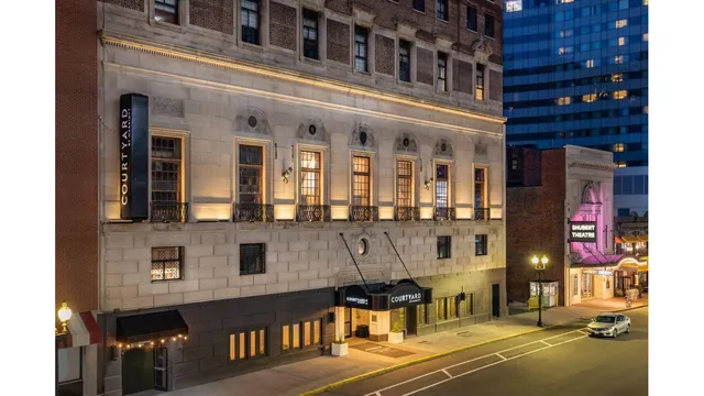 Courtyard by Marriott Boston Downtown