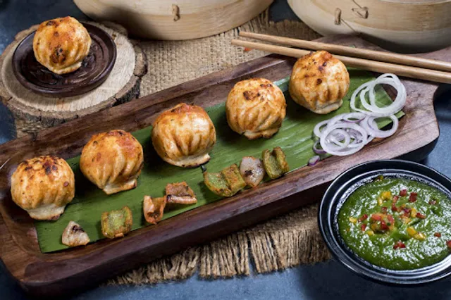 Yo Dimsum ( Model Town )