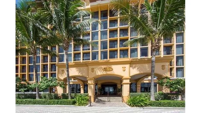 Wyndham Deerfield Beach Resort