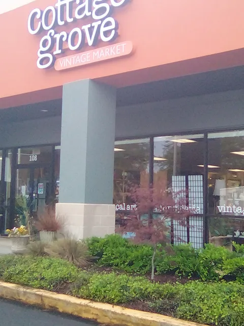 Cottage Grove Vintage